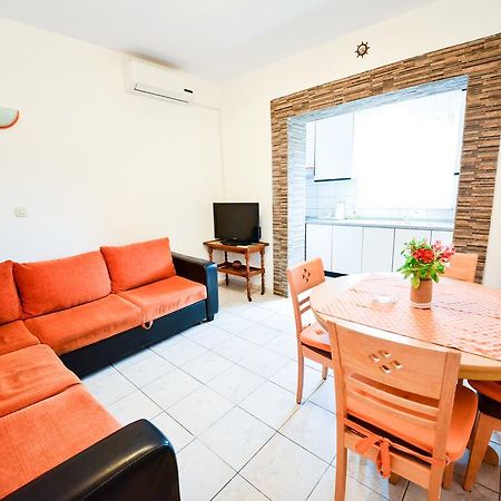 Apartments Valentina بيتريتْشاني المظهر الخارجي الصورة