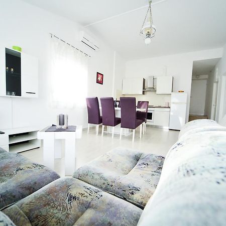 Apartments Valentina بيتريتْشاني المظهر الخارجي الصورة