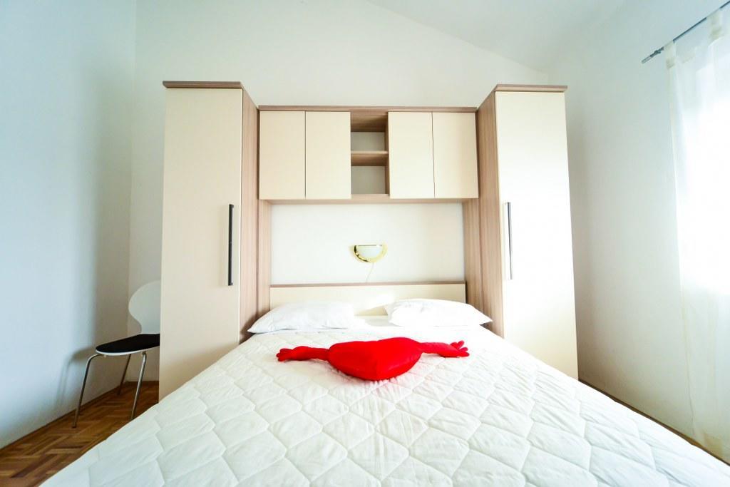 Apartments Valentina بيتريتْشاني المظهر الخارجي الصورة