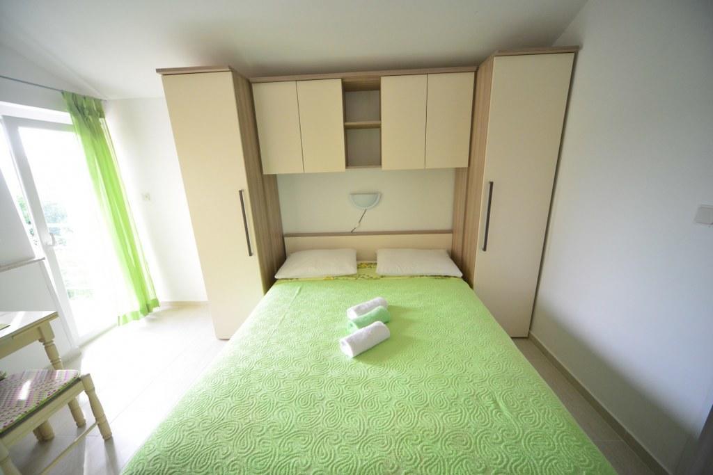 Apartments Valentina بيتريتْشاني المظهر الخارجي الصورة