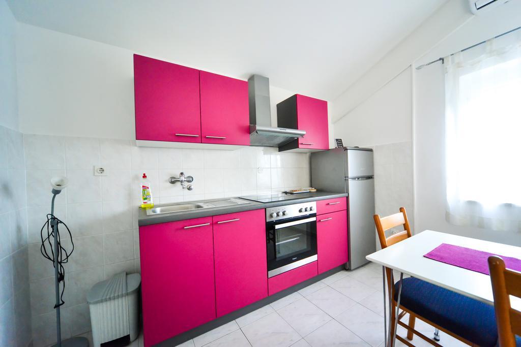 Apartments Valentina بيتريتْشاني المظهر الخارجي الصورة