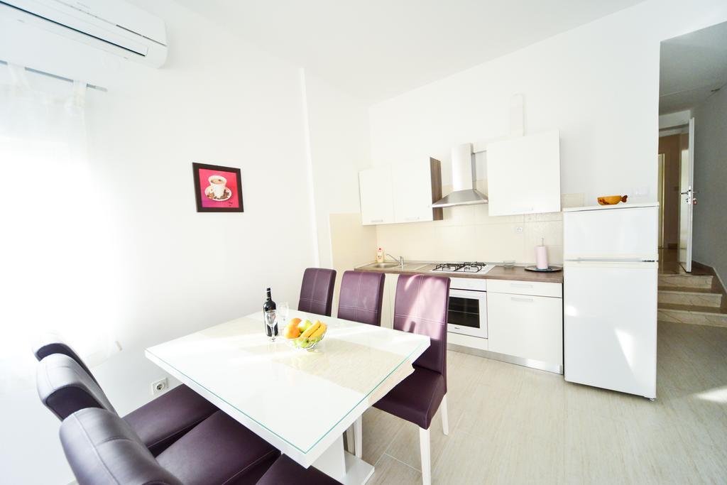 Apartments Valentina بيتريتْشاني المظهر الخارجي الصورة